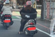 110606pyo2y09aajtr2tvy-R409dS.jpg